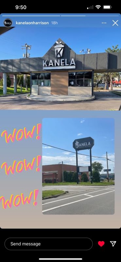 Building Signs Photo